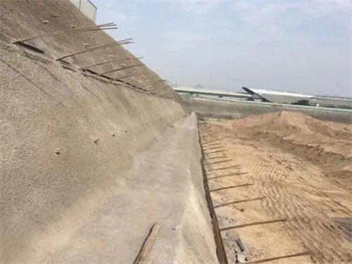 赣州河道边坡加固